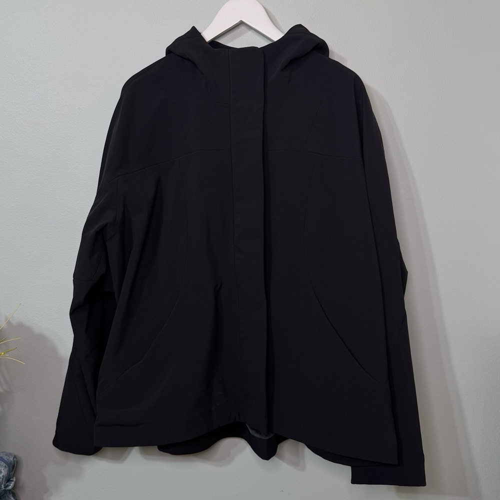 Lululemon RepelShell Cinch Back Rain Jacket Waterproof Windproof Velour Lined 12 - Picture 10 of 13